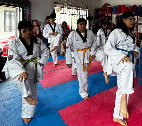 Club de Taekwondo Ciudad de Quito – disciplina, vida y orgullo barrial screenshot 2026 01 16 203907
